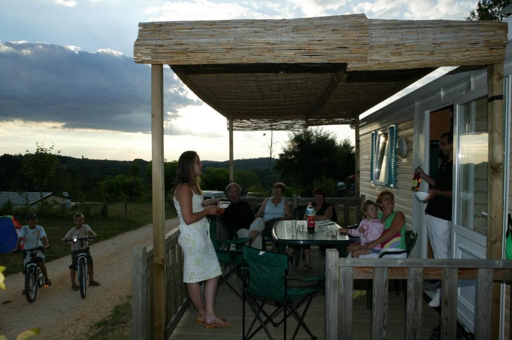 Villefranche-du-Périgord Logis Hotel Restaurant La Bastide المظهر الخارجي الصورة